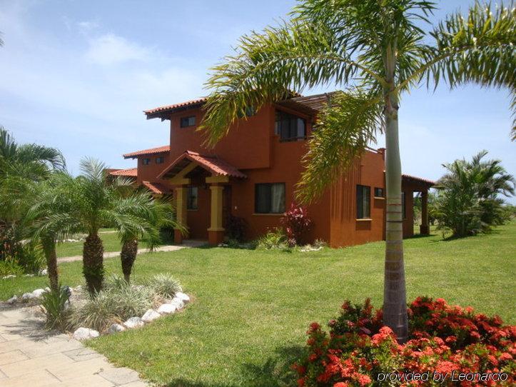 Hotel Iguanazul Playa Junquillal Exterior photo